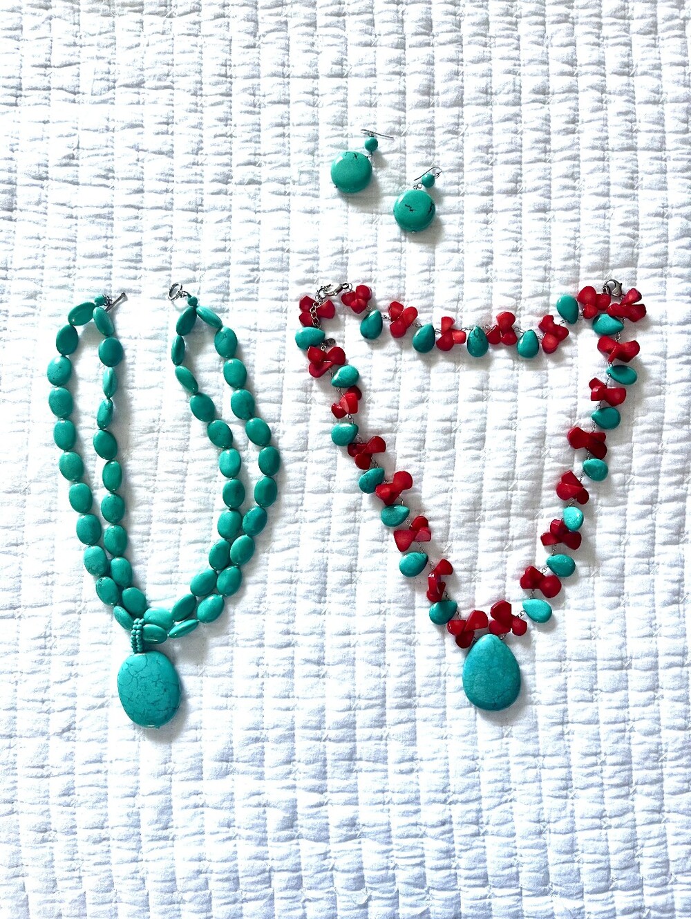 Tourquoise And Coral Necklaces And Earrings